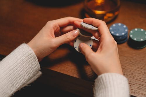 Pop Pankki Lainat: Vertailu, Ehdot Ja Vinkit