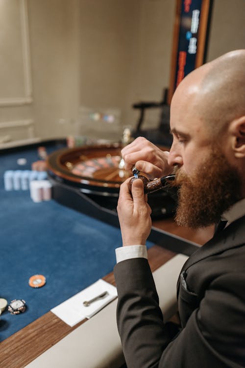 Miten Tienaa Nopeasti Rahaa Kasinopelien Ja Vedonlyönnin Avulla